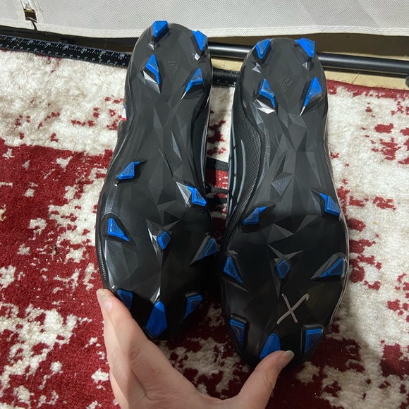 Adidas Predator Edge Gray and Black Sneakers. Size 11 - Picture 2 of 7